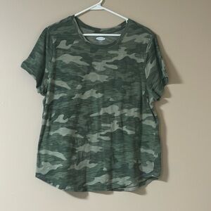 Old Navy Everywear Camo Women’s Short Sleeve Lightweight Shirt Size XL